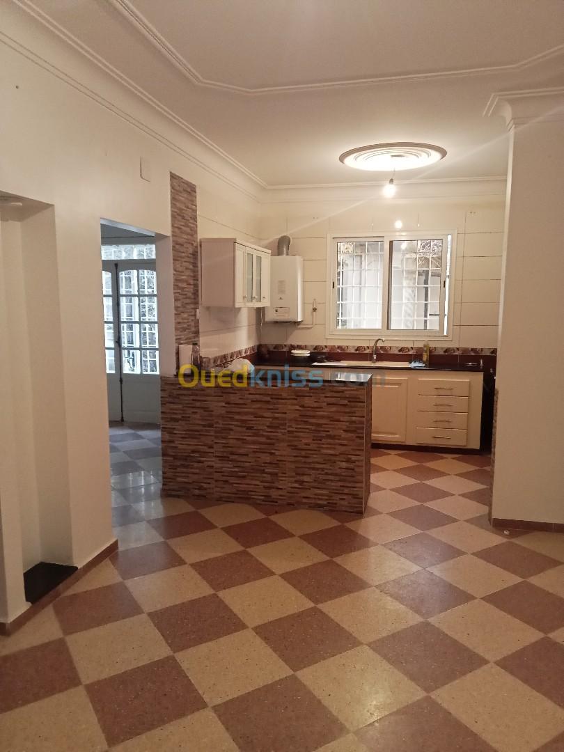 Rent Villa floor F3 Alger Cheraga