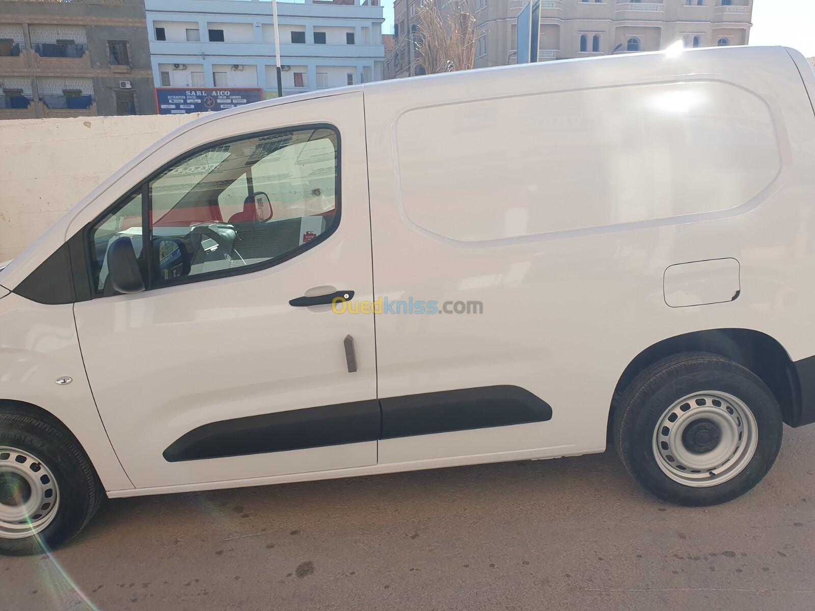 Fiat Doblo 2024 Algerie