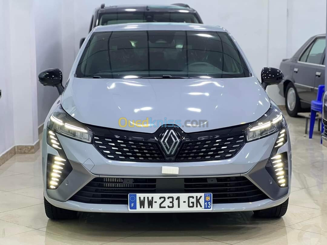 Renault clio 2024 