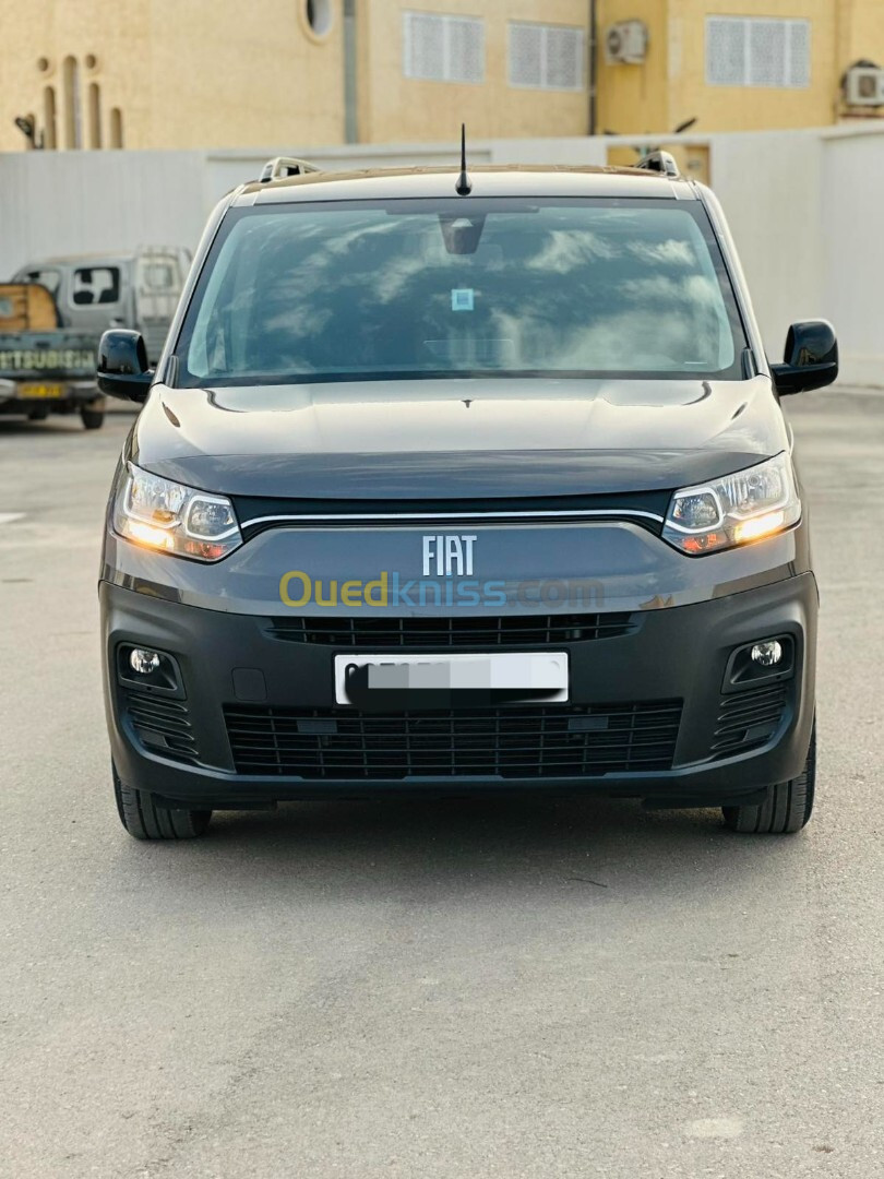 Fiat Doblo 2023 italy