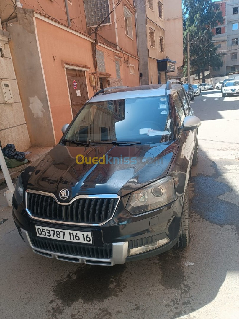 Skoda Yeti 2016 Edition (avec toit panoramique)