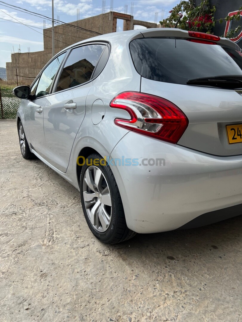 Peugeot 208 2013 Allure