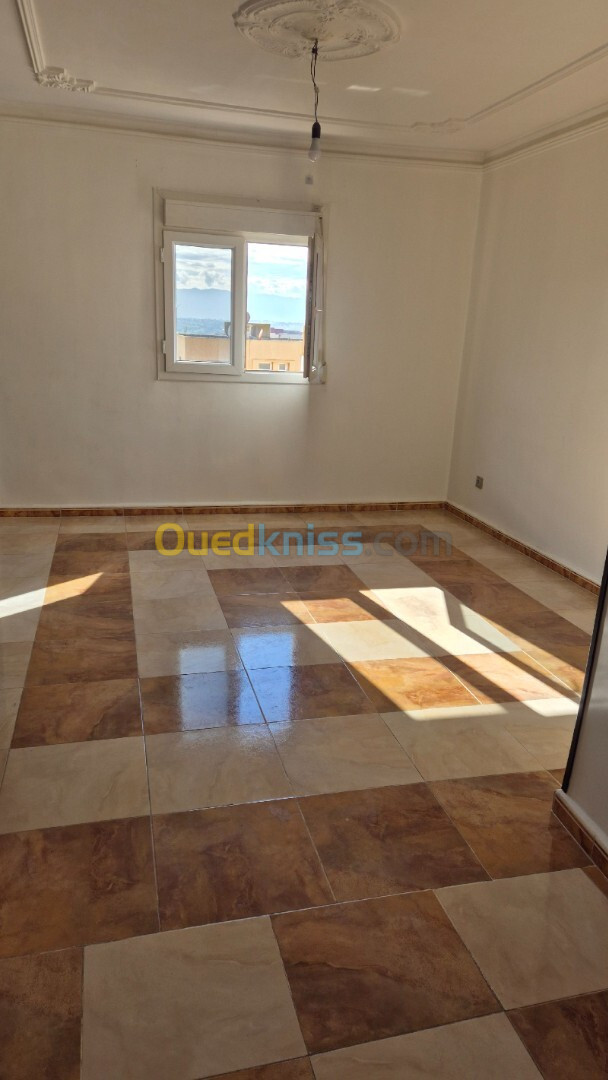 Location Appartement F3 Alger Bir mourad rais