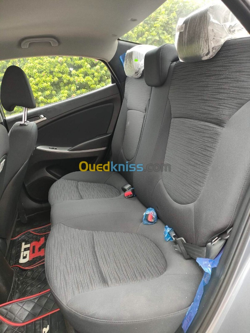 Hyundai Accent RB  4 portes 2017 GL+