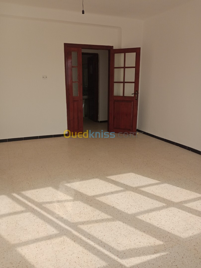 Location Appartement F3 Béjaïa Bejaia