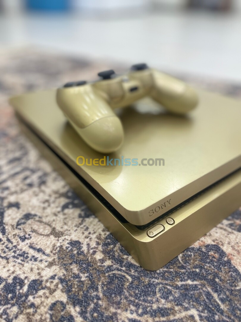 Ps4 slim gold