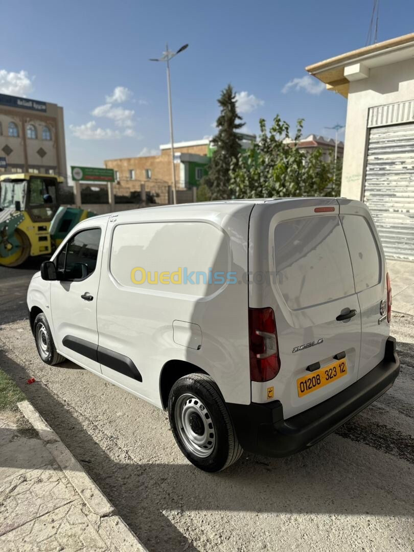 Fiat Doblo 2023 