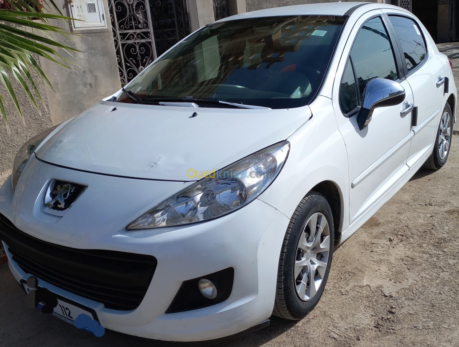 Peugeot 207 2012 Fennec