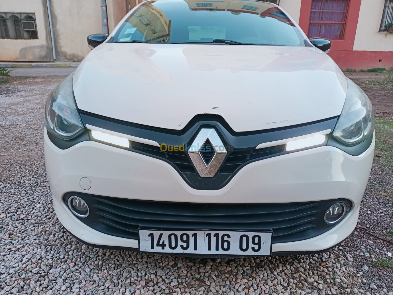 Renault Clio 4 2016 Ivory