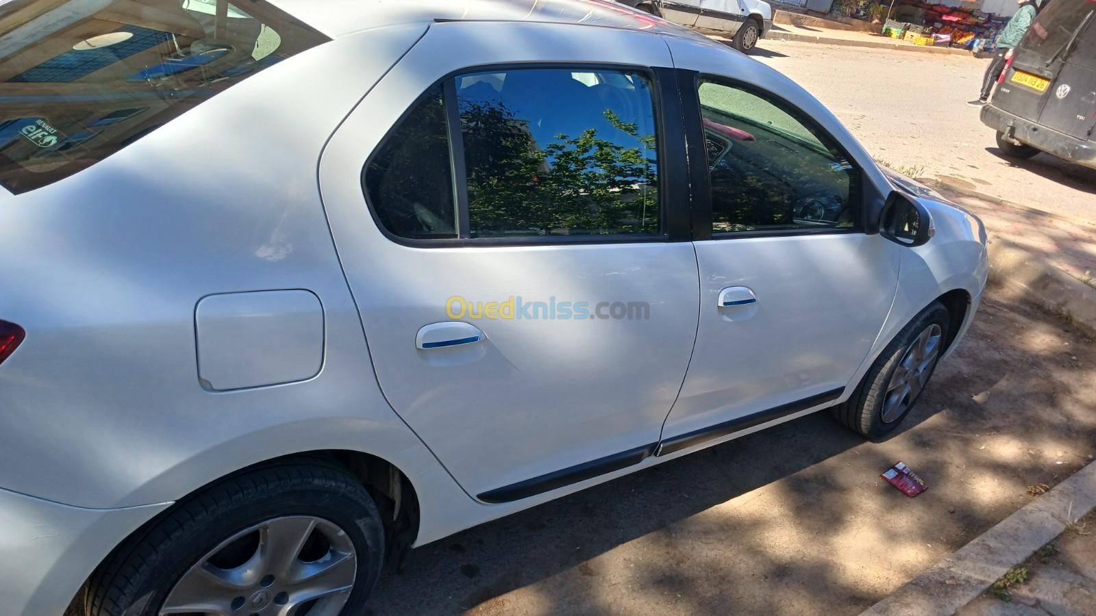 Renault Grand Scenic 2016 سيمبول