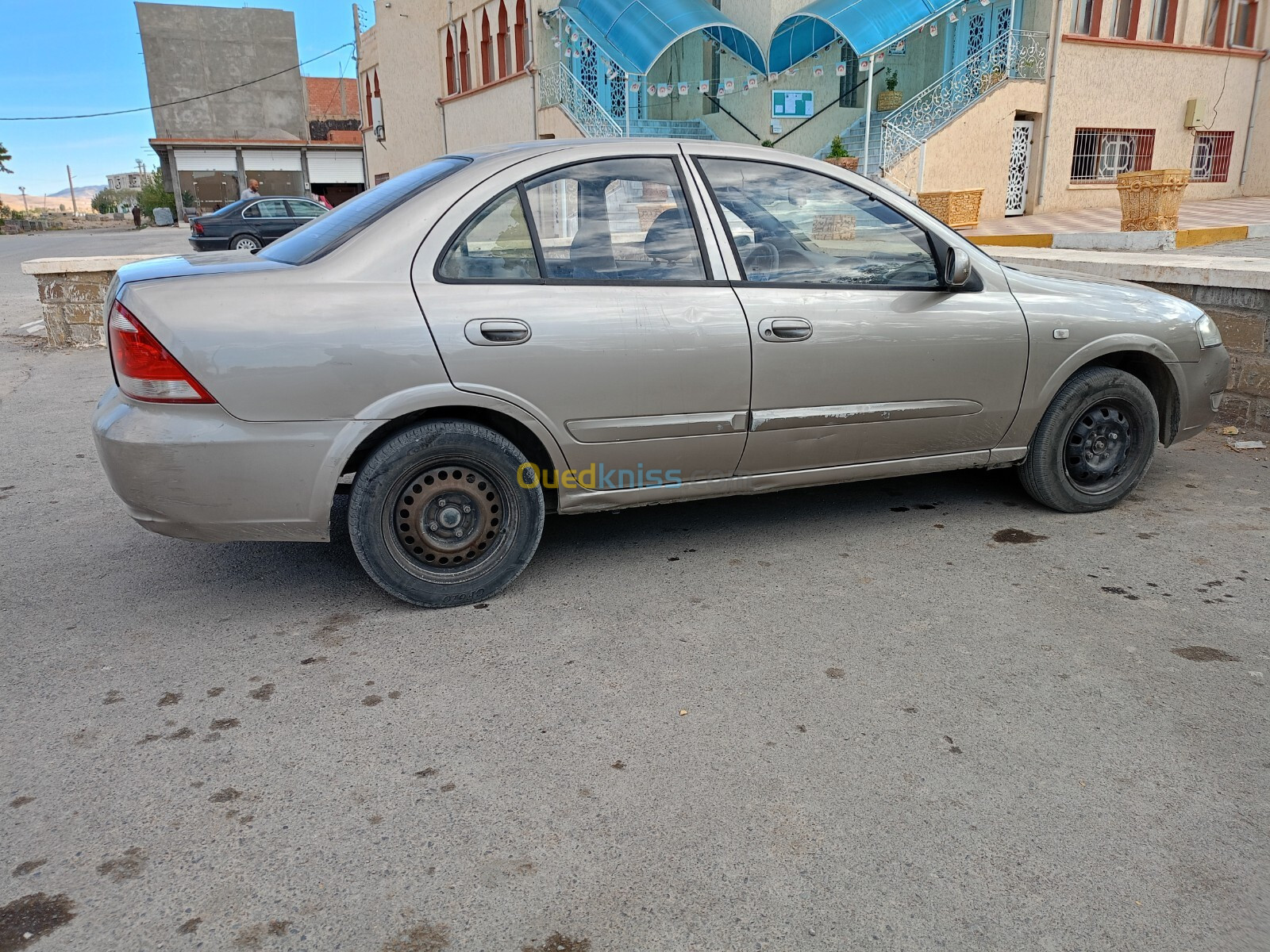 Nissan Sunny 2012 Sunny