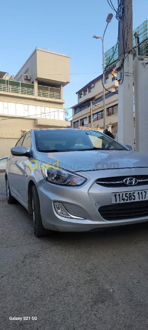 Hyundai Accent RB  4 portes 2017 Accent RB  4 portes