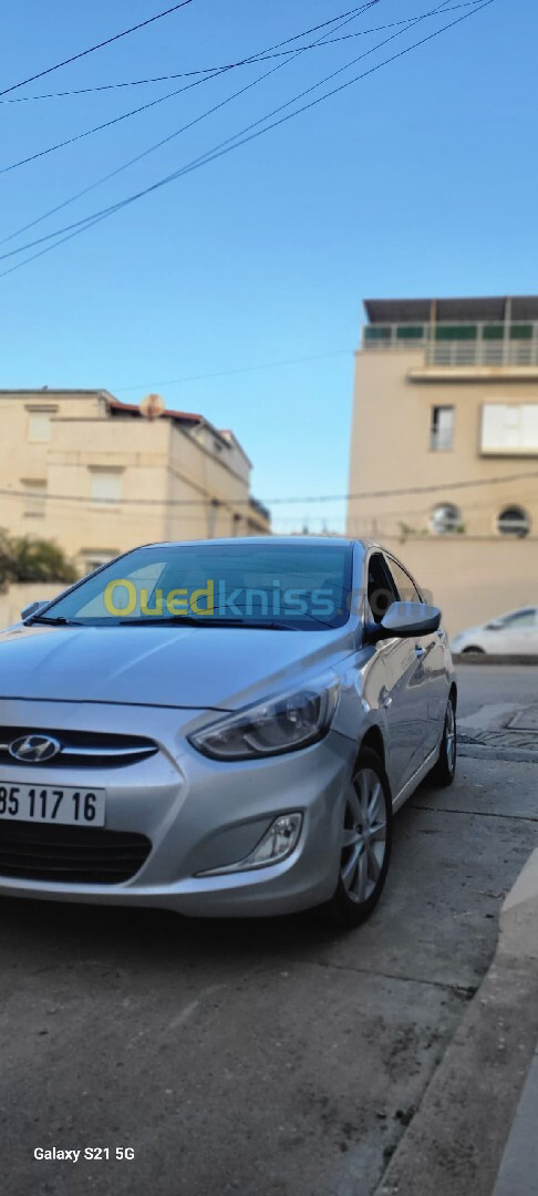 Hyundai Accent RB  4 portes 2017 Accent RB  4 portes