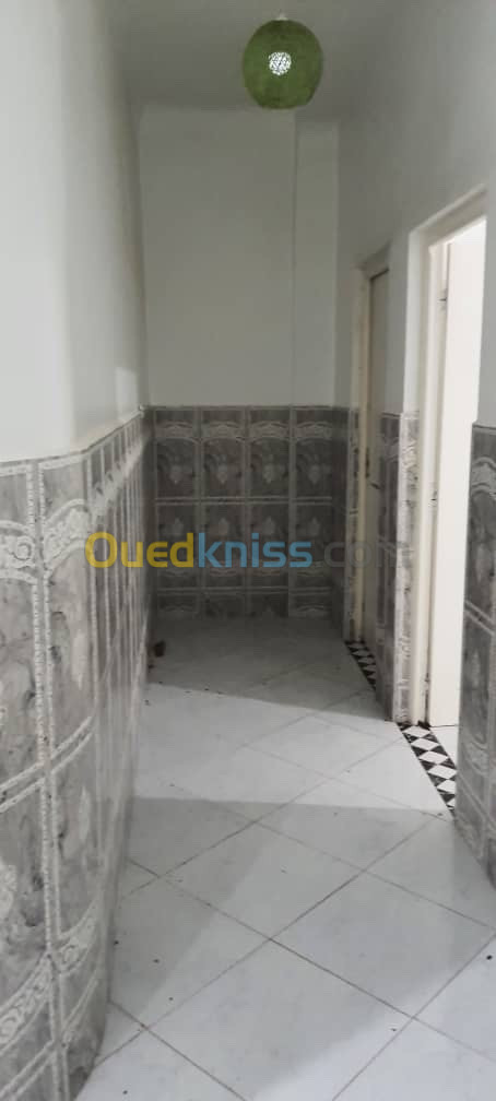 Vente Appartement F5 Oran Ain el kerma