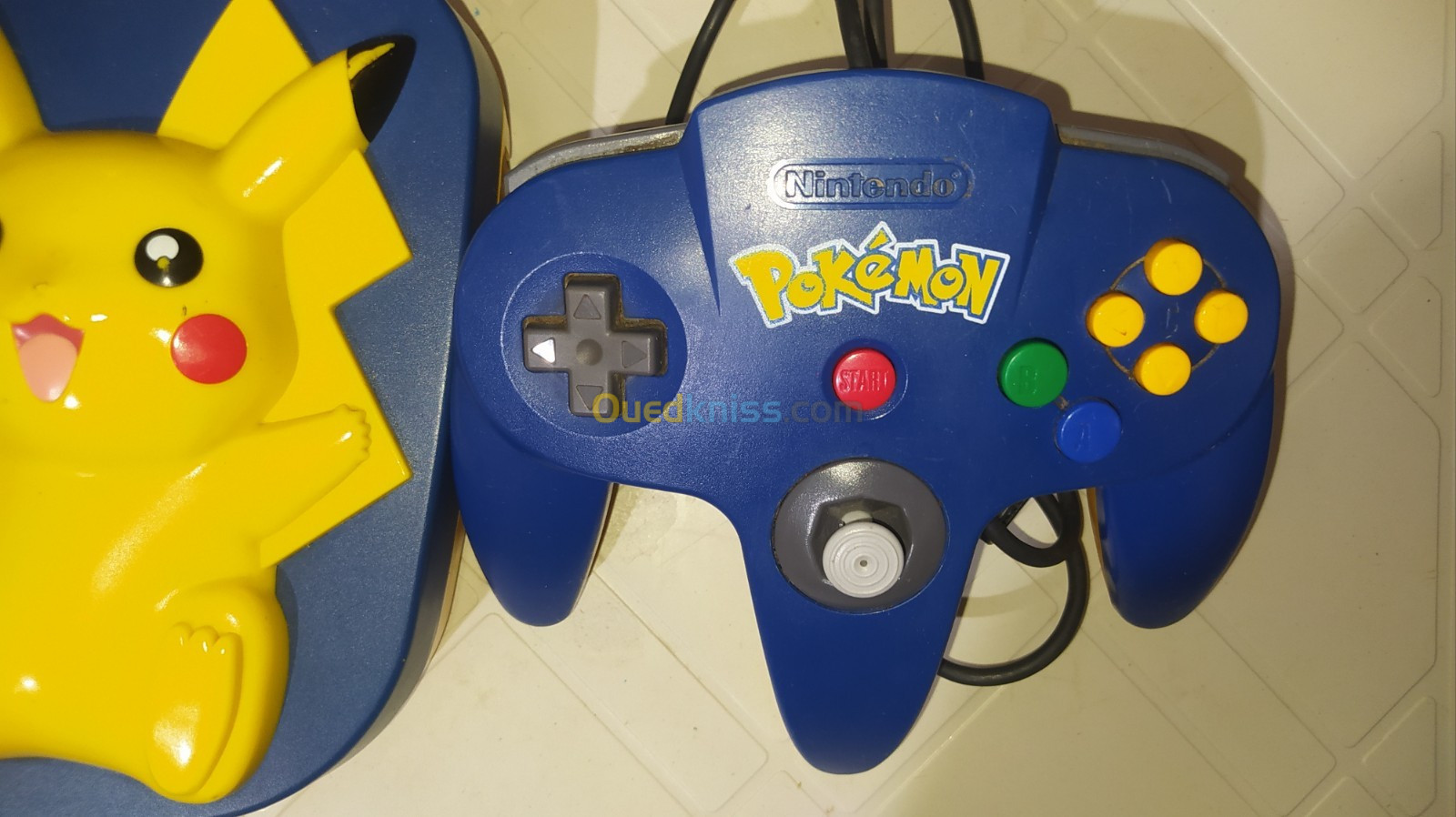 Console N64 Pikachu 