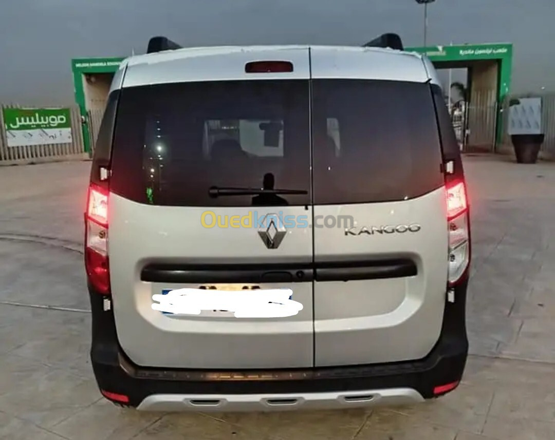 Renault kangoo stepway 2024 