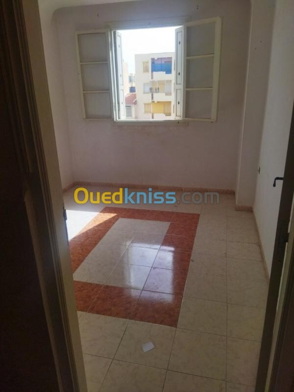 Vente Appartement F4 Batna Oued chaaba