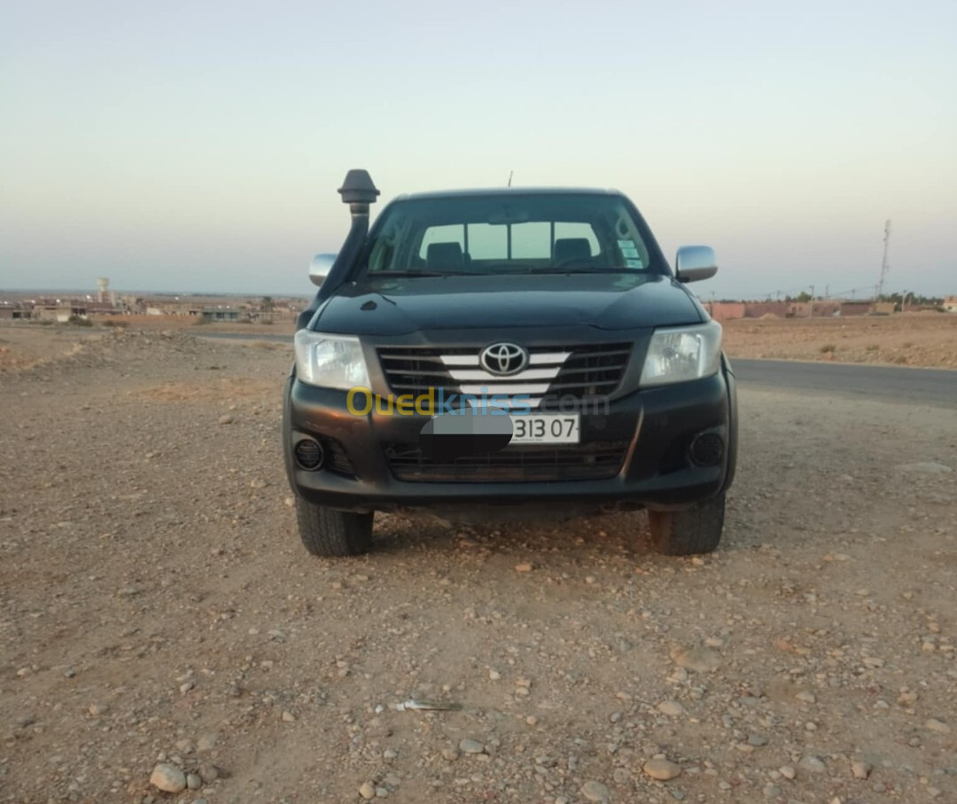 Toyota Hilux 2013 Legend 7