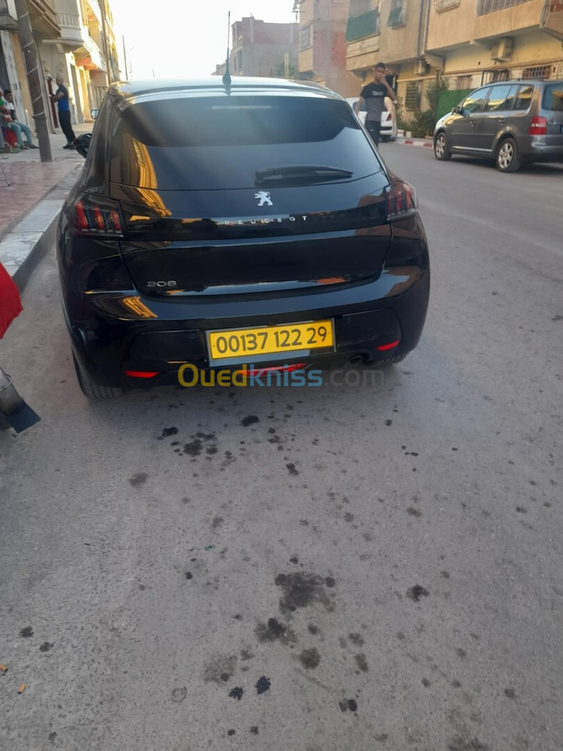 Peugeot 208 2022 Allure Facelift