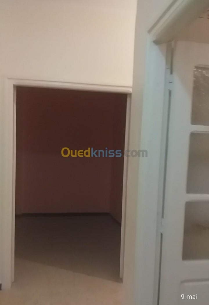 Vente Appartement F3 Oran Hassi ben okba