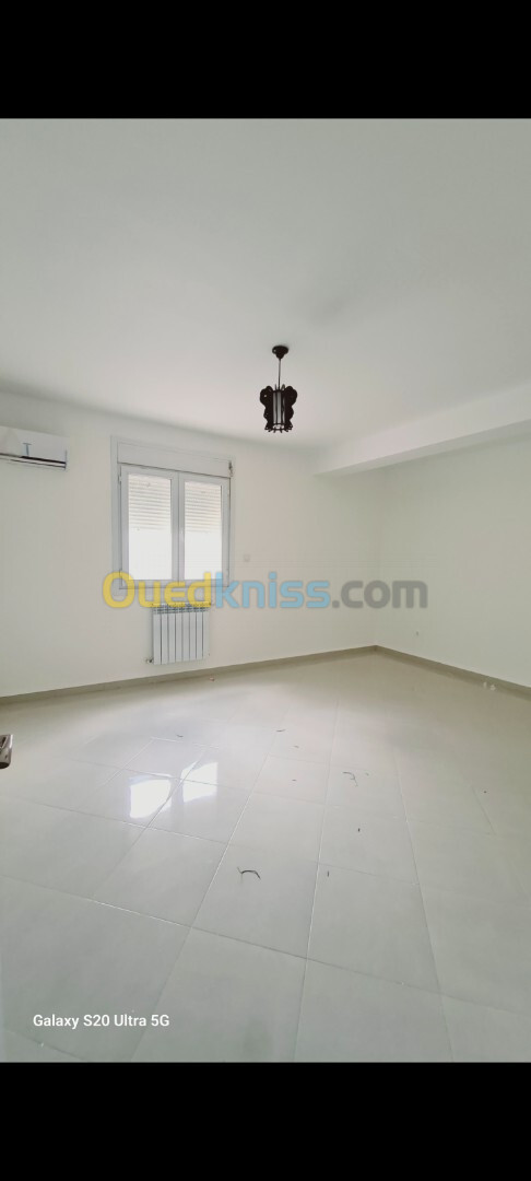 Location Appartement F4 Alger Souidania