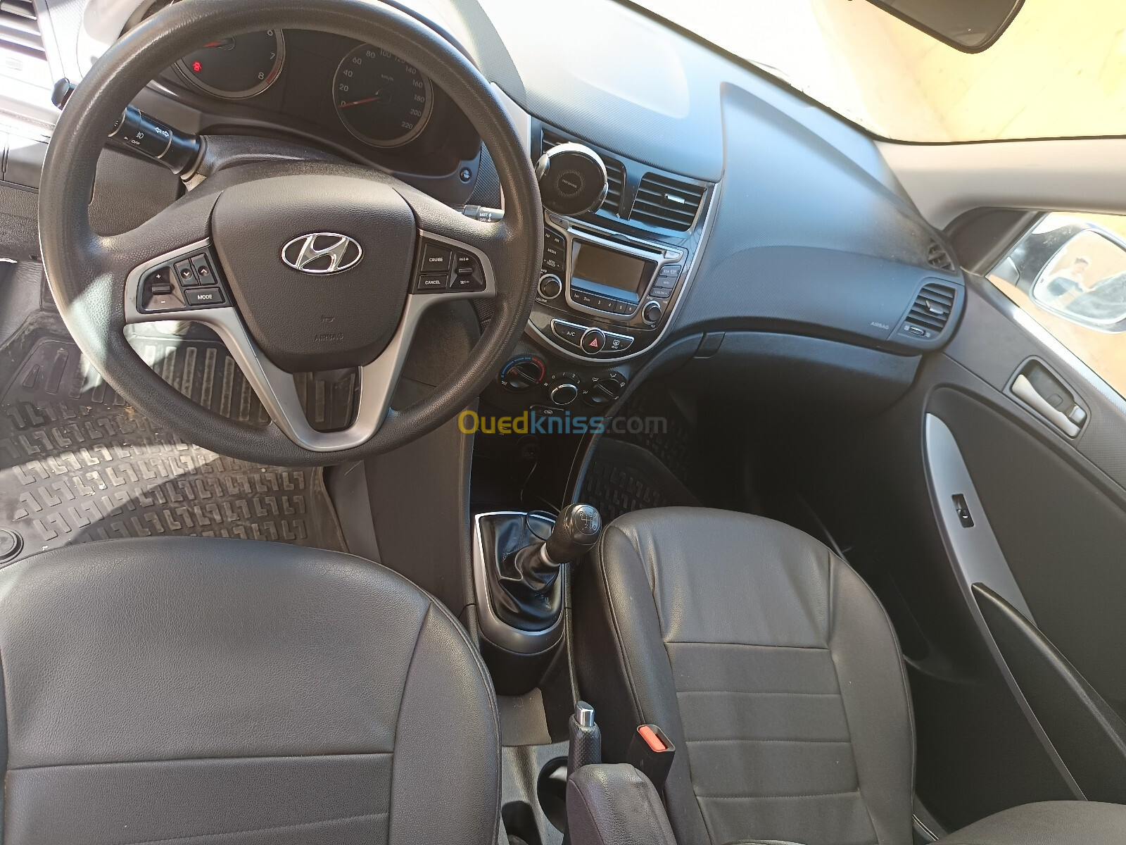 Hyundai Accent RB  4 portes 2017 Accent RB  4 portes