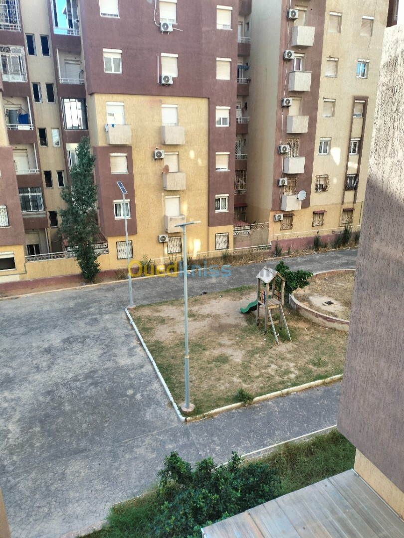 Vente Appartement F4 Alger Bordj el bahri