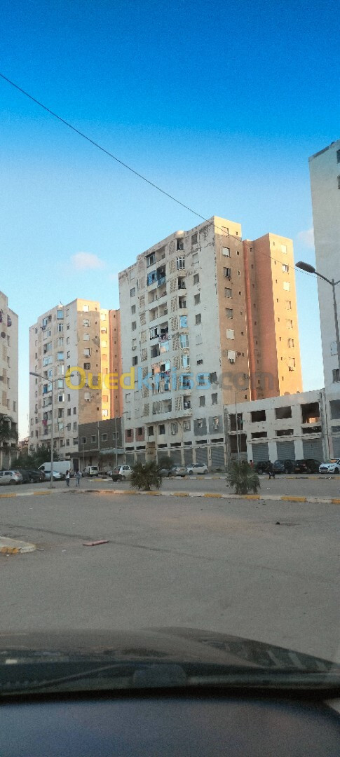 Location Appartement F4 Alger Bordj el bahri