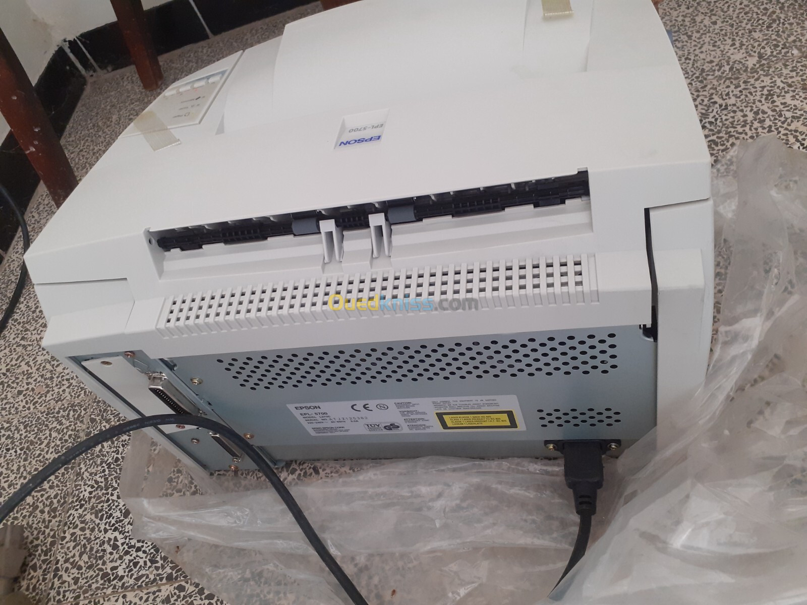 A vendre Imprimante laser Epson epl 5700 