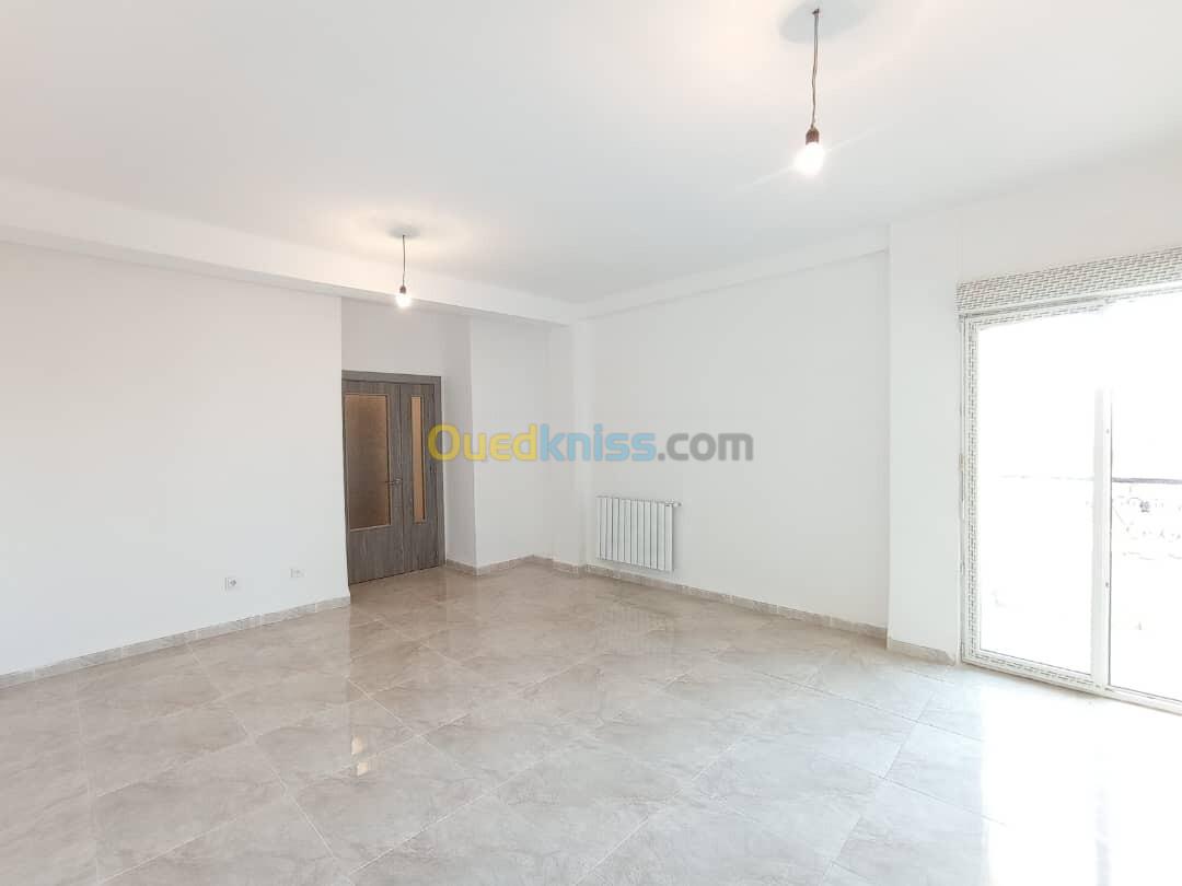 Location Appartement F4 Alger Reghaia