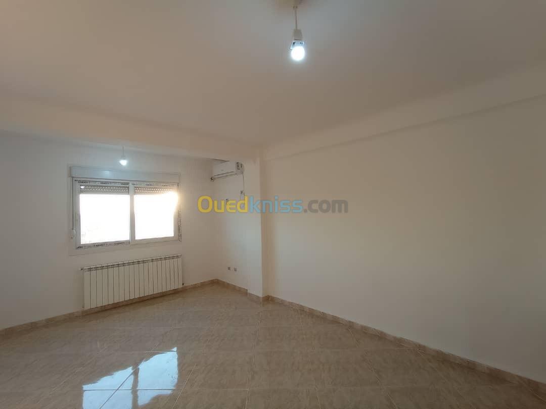 Location Appartement F4 Alger Bordj el kiffan