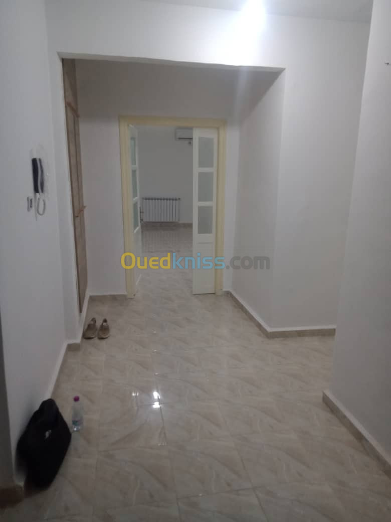 Location Appartement F4 Alger Bordj el kiffan