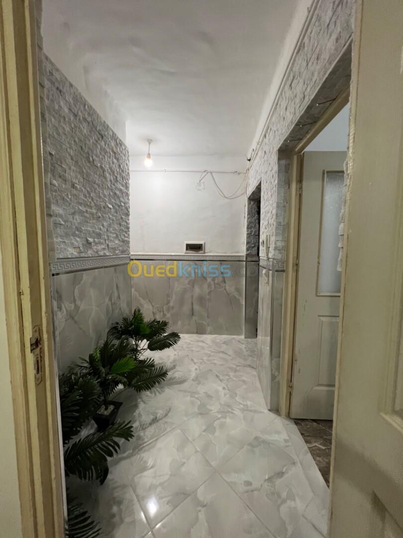 Location Appartement F3 Alger Zeralda