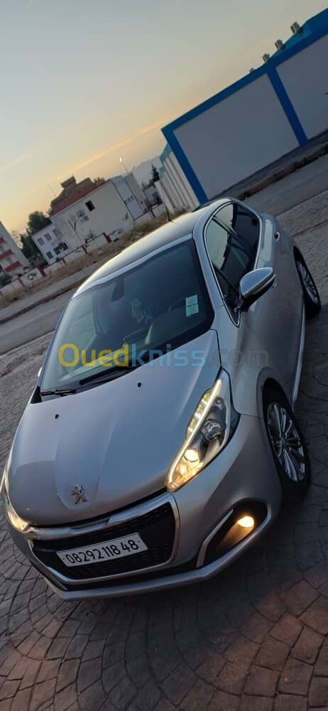 Peugeot 208 2018 Allure Facelift