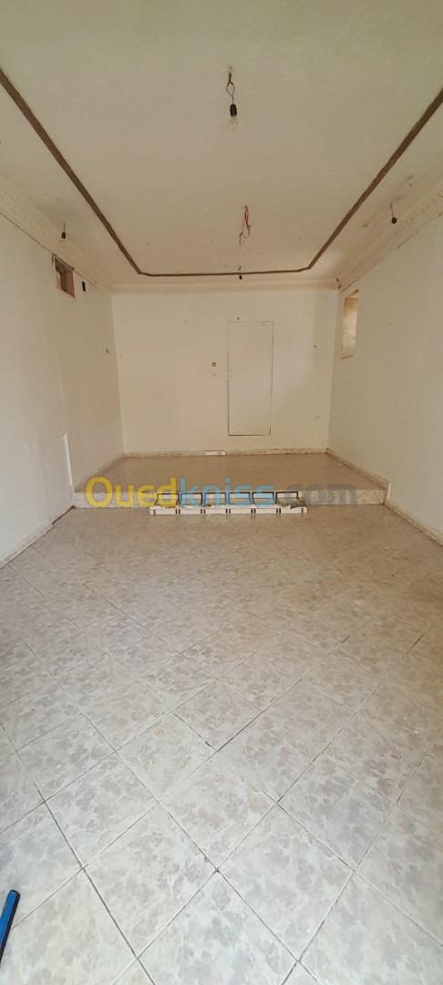 Vente Appartement F3 Relizane Ain tarek