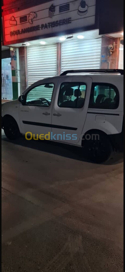 Renault Kangoo 2018  Extrême Outdoor