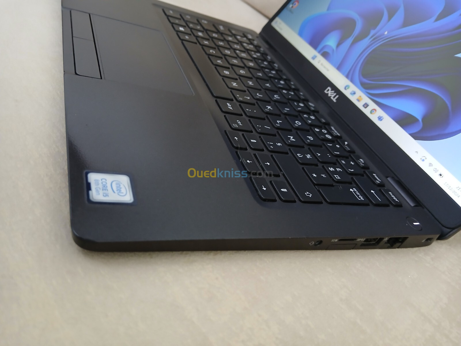 DELL LATITUDE 5300 I5 8250U RAM 8GB SSD 256GB ECRAN 13.3