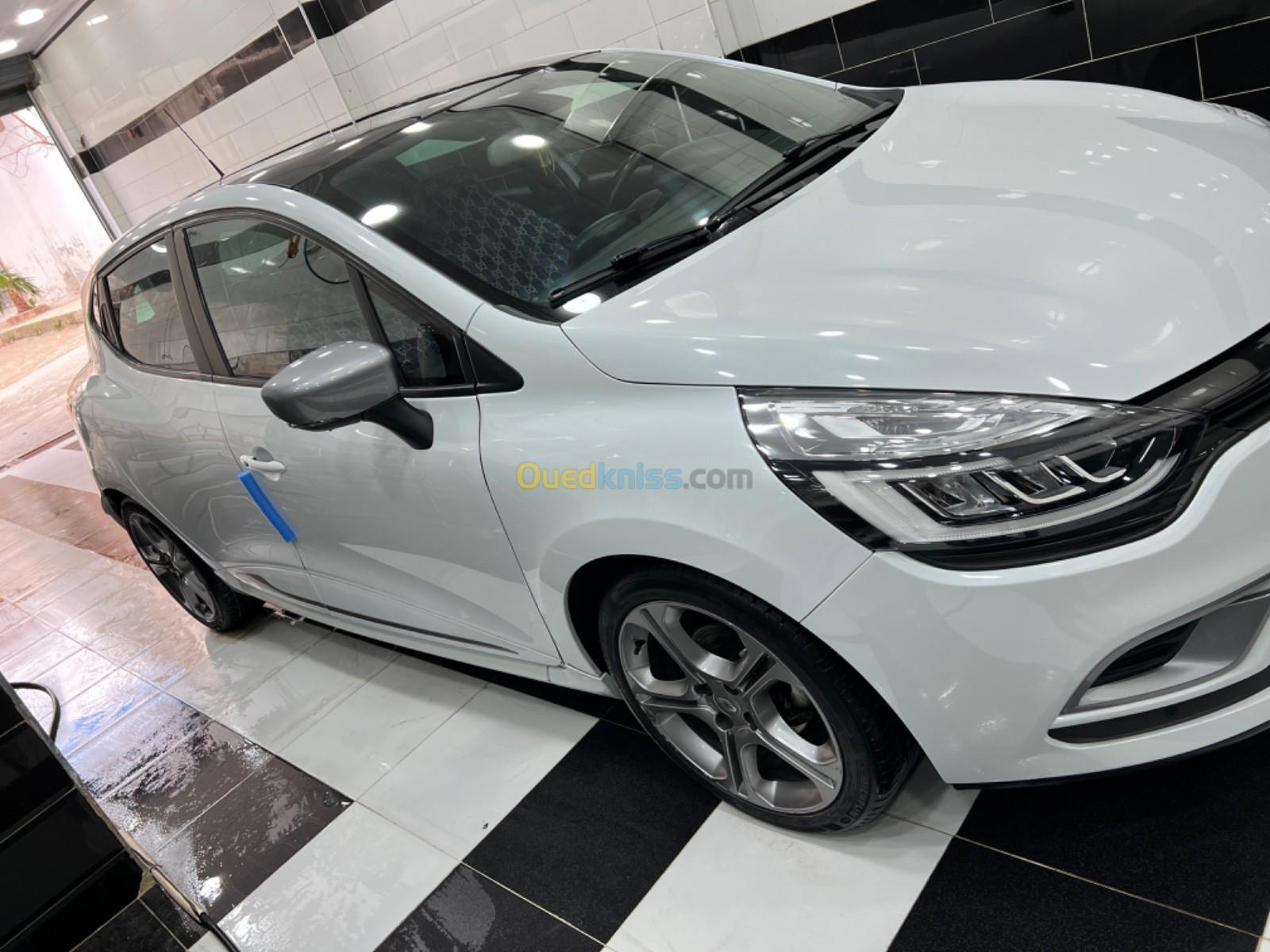 Renault Clio 4 gt line 110 ch 2019 - Oum El Bouaghi Algeria