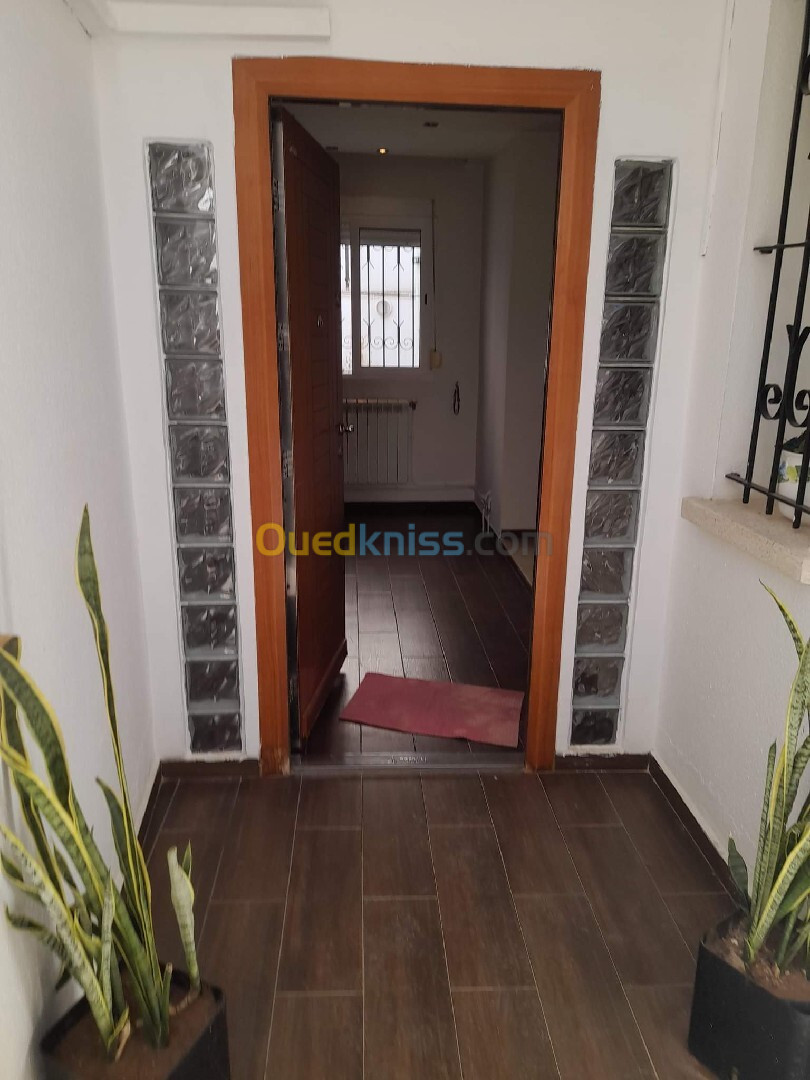 Location Niveau De Villa F2 Alger Cheraga