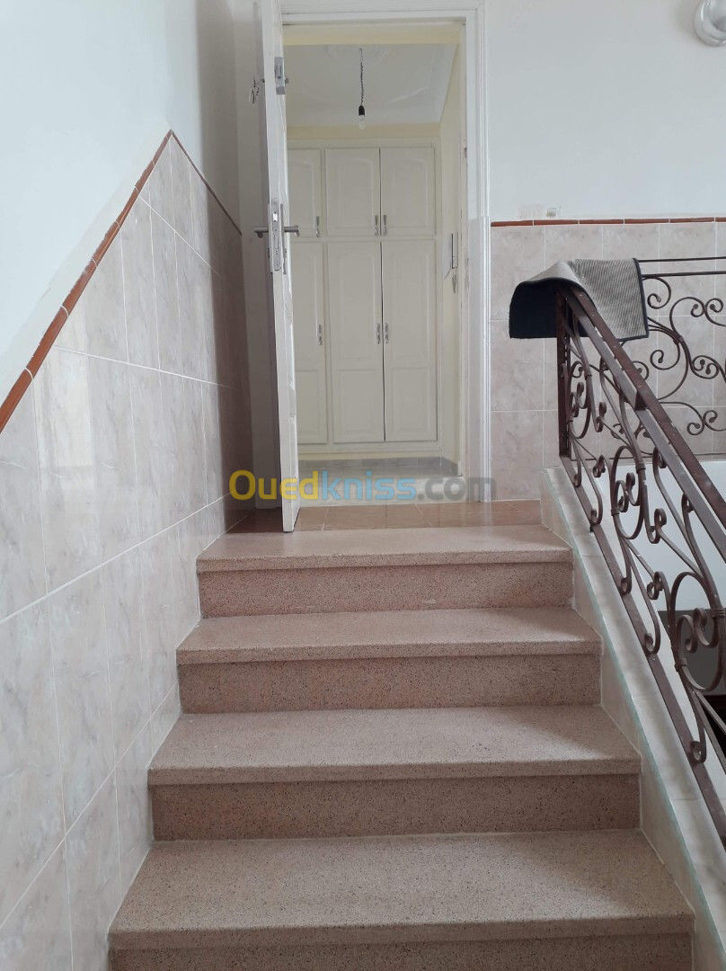 Location Niveau De Villa F2 Alger Draria