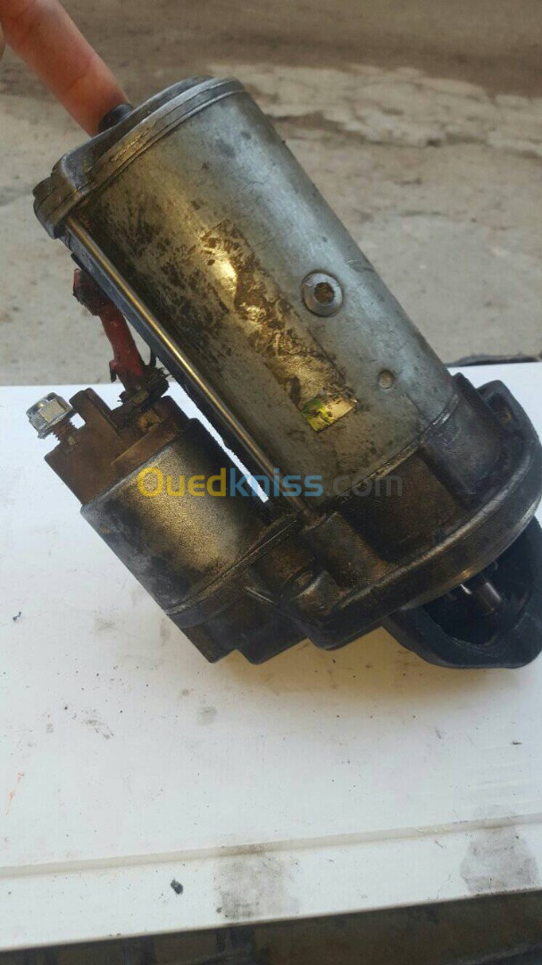 pièces moteur Mercedes W203 C220