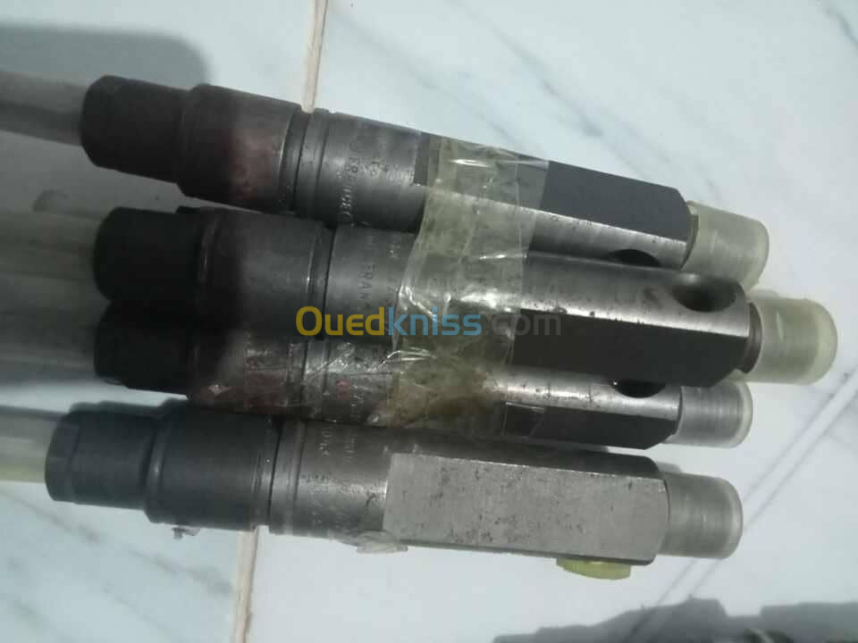 Injecteur Diesel volkswagen golf 3 renault1.9 1.9dti