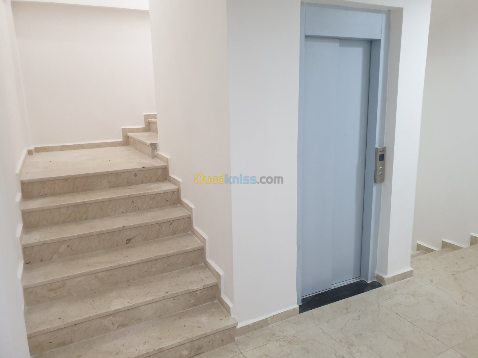 Location Appartement F4 Alger El achour