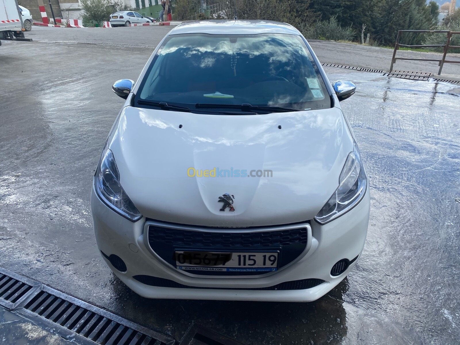 Peugeot 208 2015 208