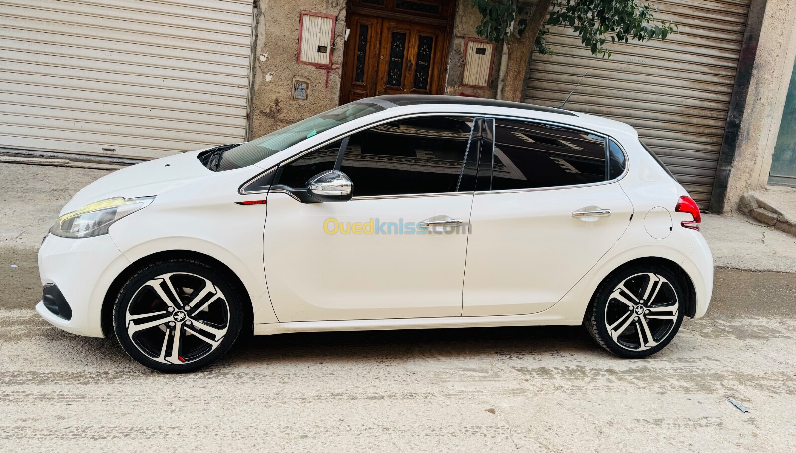 Peugeot 208 2019 Allure Facelift