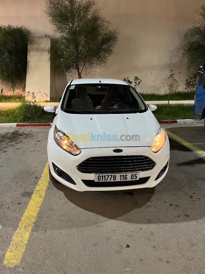 Ford Fiesta 2016 Titanium