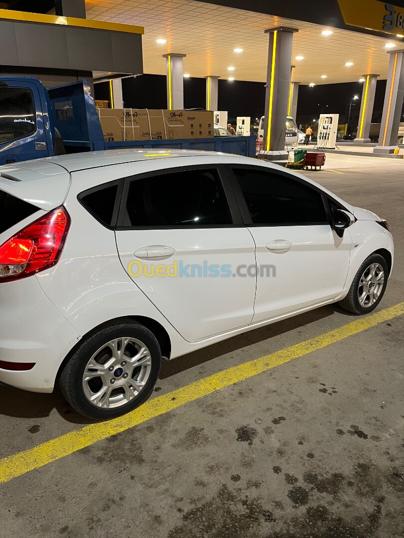 Ford Fiesta 2016 Titanium