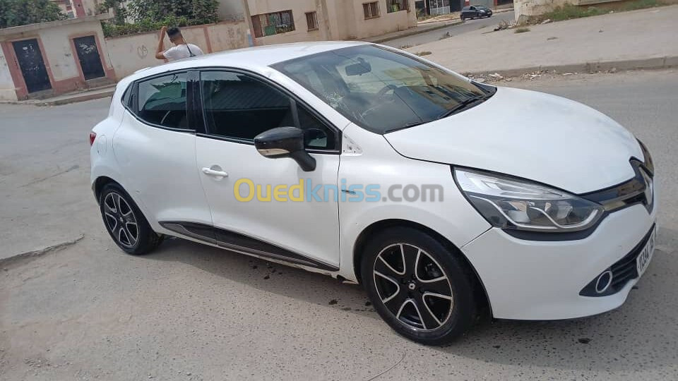 Renault Clio 4 2015 Limited 2