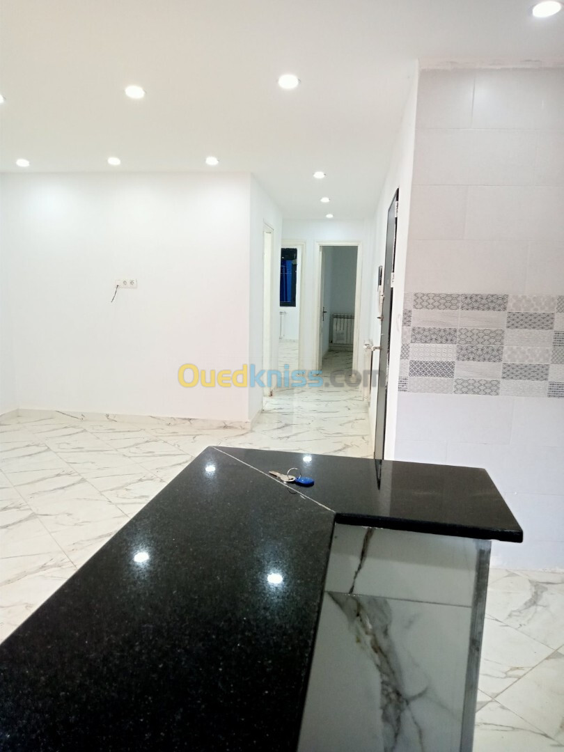 Vente Appartement F03 Alger Ain benian