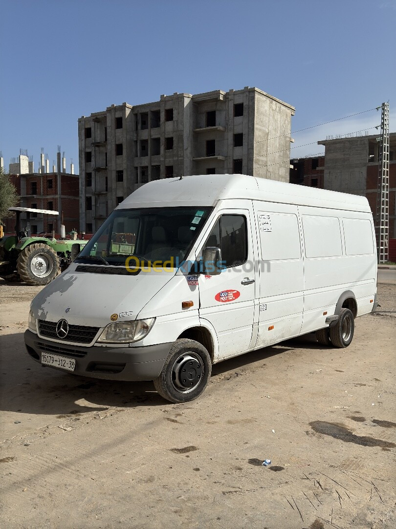 Mercedes Sprinter 2012 Surélevé chassis long